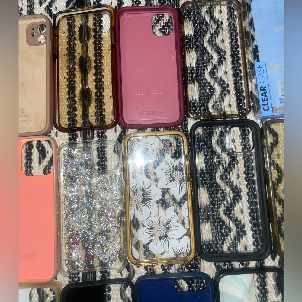 iPhone Case & Accessories Bundle!!! - Picture 9 of 14